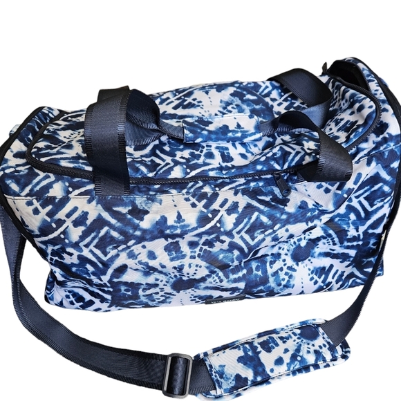 Vera Bradley Women's Recycled ReActive Extra Large Duffel Travel Gym Bag - Picture 1 of 9